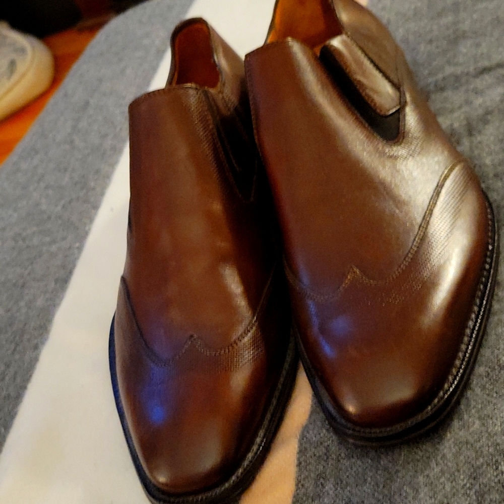 SALE 1 DAY ONLY!!!!!Nwot Mens  leather dress ahoes
